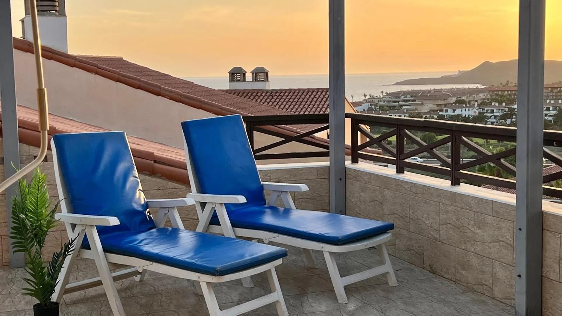 Penthouse In Golf Del Sur Apartment San Miguel de Abona